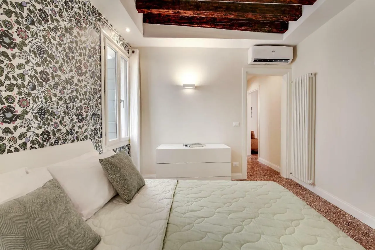 Rugabella Rialto Deluxe By Wonderful Italy Apartment Venice Italy